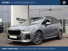 BMW 2-serie Active Tourer - 225e xDrive High Executive M Sport Automaat / Panoramadak / Trekhaak / Sportstoelen / M Ad