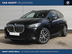 BMW 2-serie Active Tourer - 225e xDrive High Executive M Sport Automaat / Panoramadak / Trekhaak / Sportstoelen / M Ad