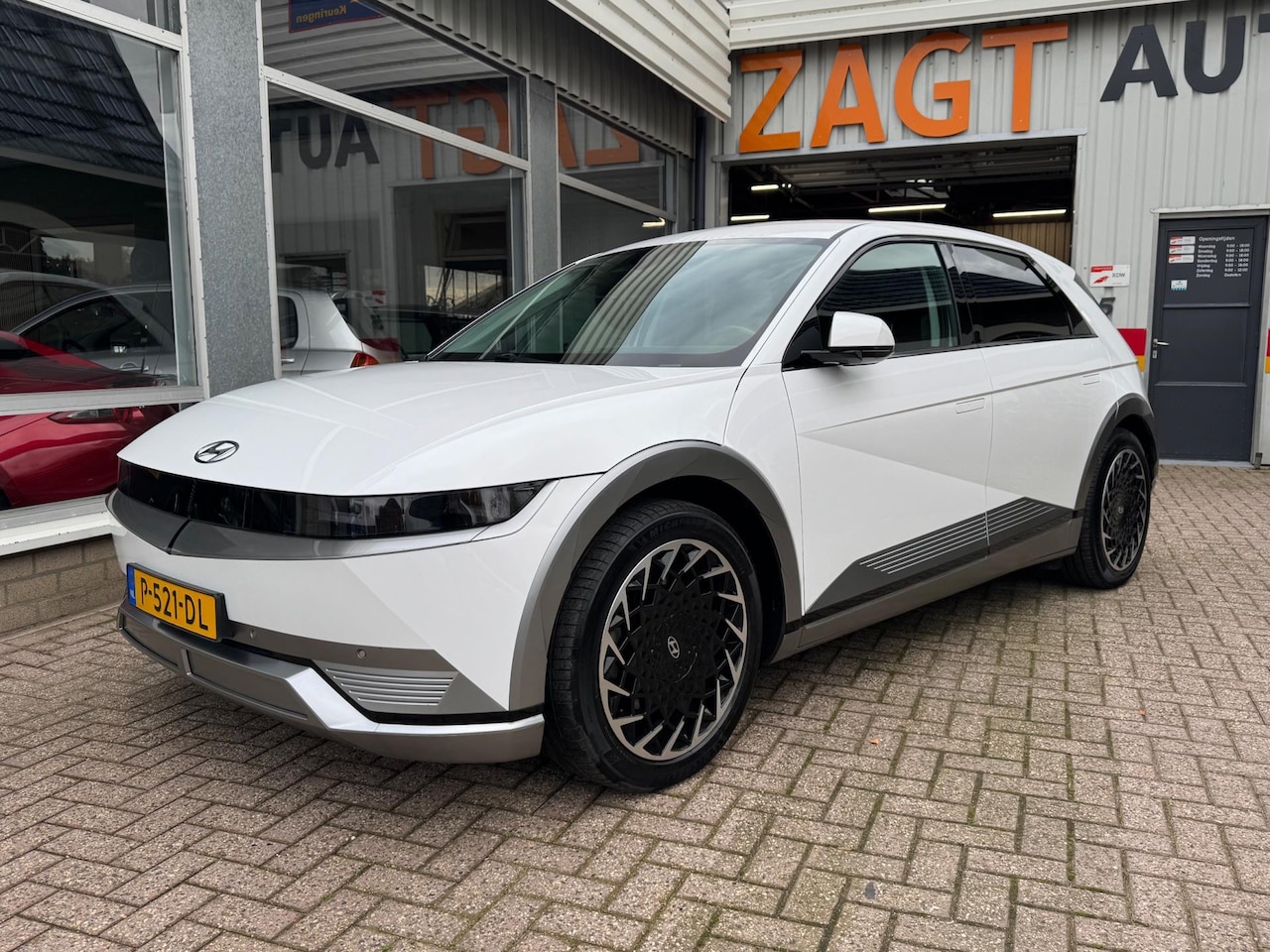 Hyundai IONIQ 5 - Connect 73kWh - SOH 98% - - AutoWereld.nl