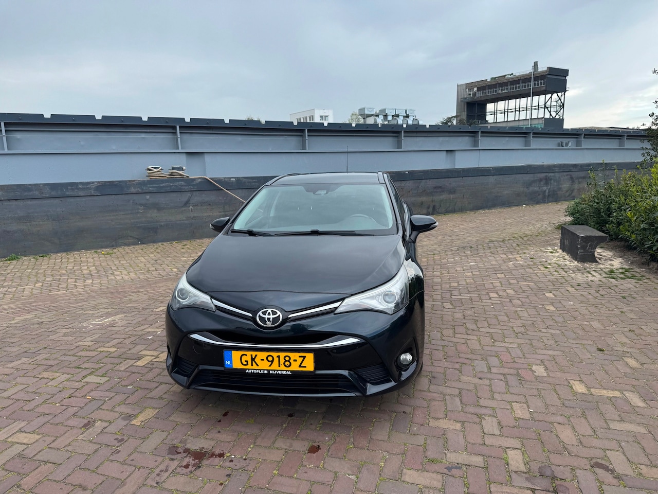 Toyota Avensis Touring Sports - 1.6 D-4D-F Lease Pro 1.6 D-4D-F Lease Pro - AutoWereld.nl