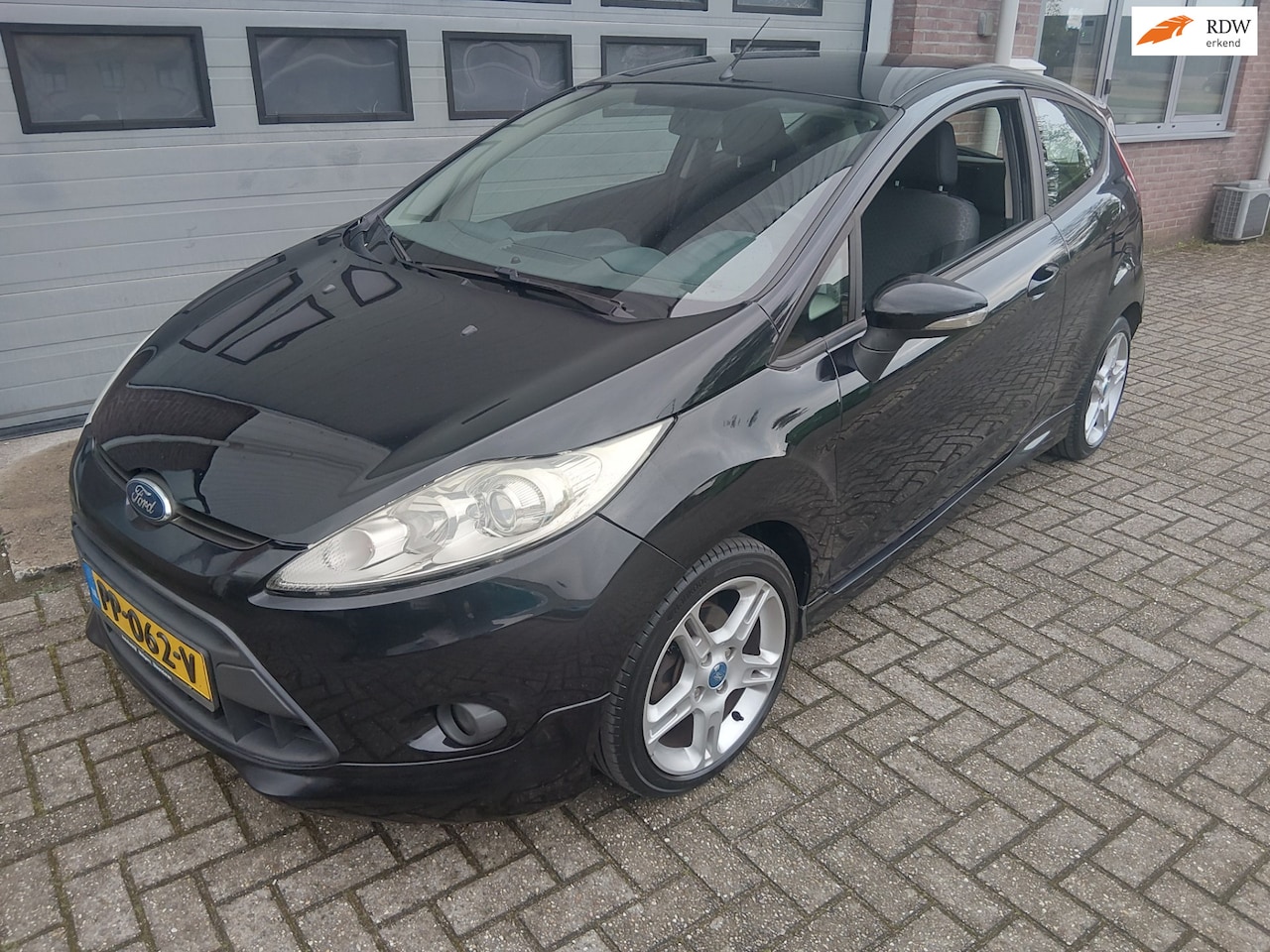 Ford Fiesta - 1.4 Trendline 2010 Sport Airco - AutoWereld.nl