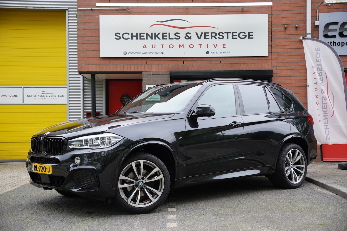 BMW X5 - xDrive30d High Executive 7-pers / M-sport / Pano / Trekhaak / Acc / Leer Dash / Dealer ond - AutoWereld.nl