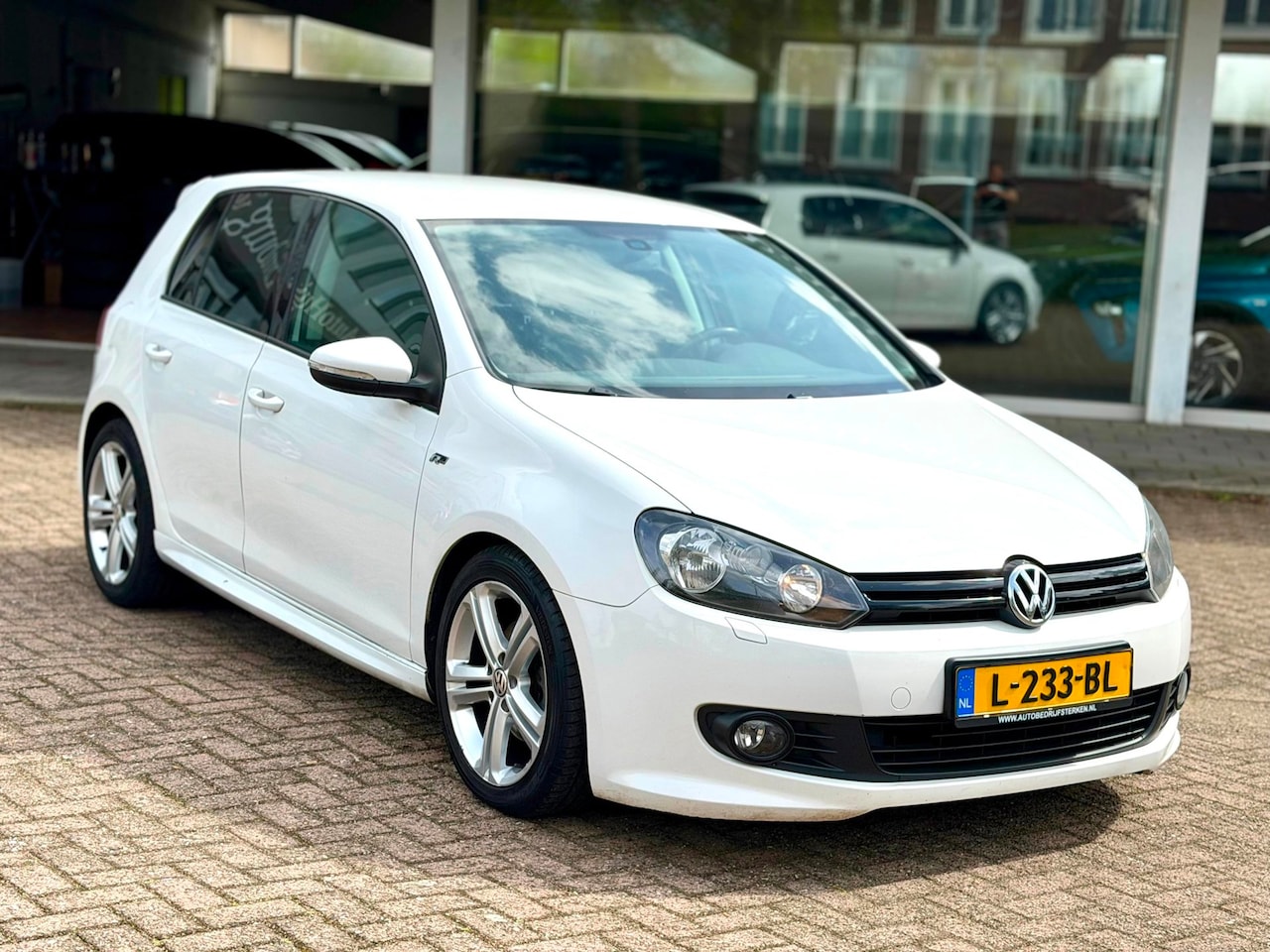 Volkswagen Golf - 1.4 TSI R-Line Edition |Alcantara|Automaat|Vol - AutoWereld.nl