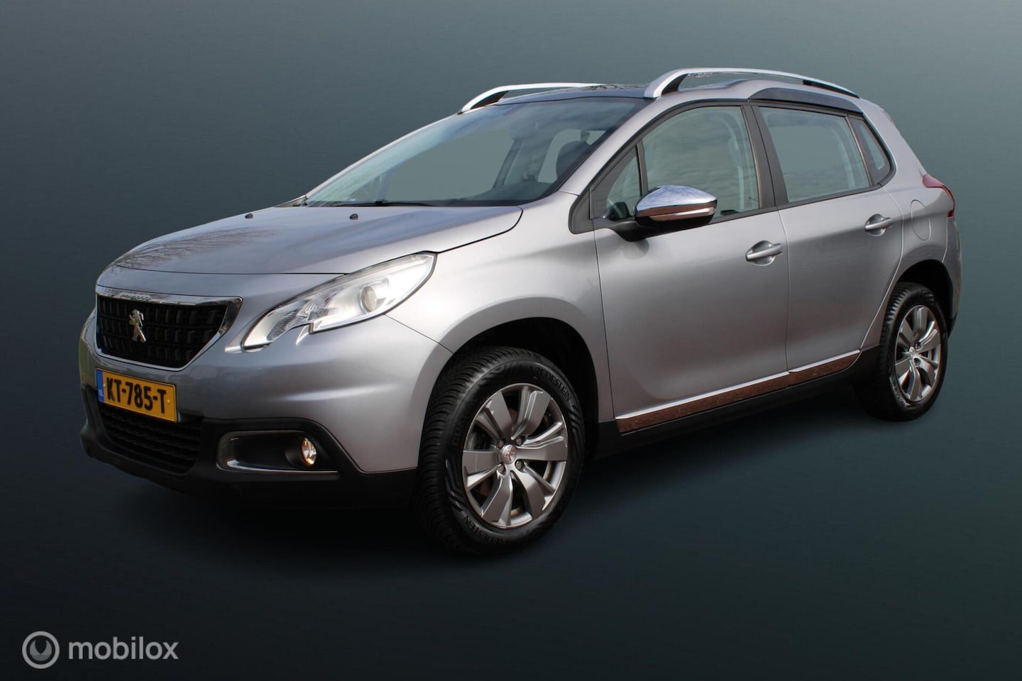 Peugeot 2008 - 1.2 PureTech Blue Lion 1.2 PureTech Blue Lion 110 pk, Trekhaak, Panorama dak, Pdc, App connect, Navi, Cruise, Air - AutoWereld.nl
