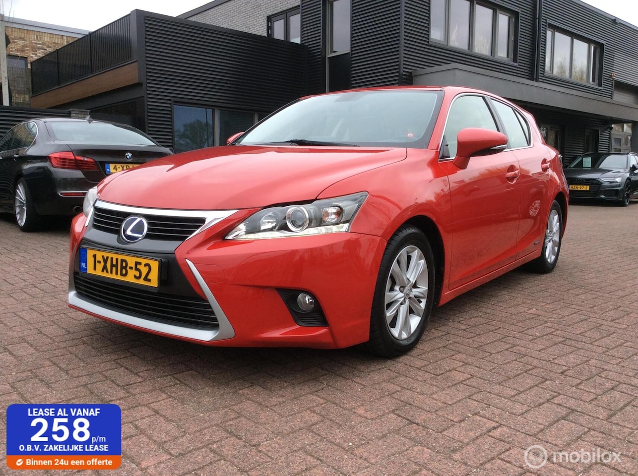 Lexus CT 200h - Business Line Alcantara Nav Nap Boekjes Camera - AutoWereld.nl