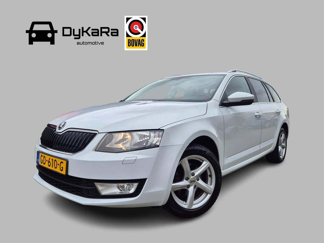 Skoda Octavia Combi - 1.2 TSI Greentech Ambition DSG7, Cruise, Trekhaak - AutoWereld.nl