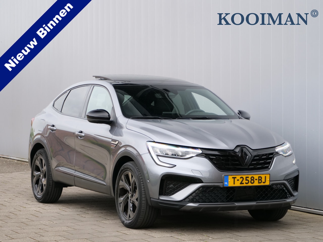 Renault Arkana - 1.6 E-Tech hybrid E-Tech engineered Navi / DAB / Apple Carplay / Camera / Pano-dak - AutoWereld.nl