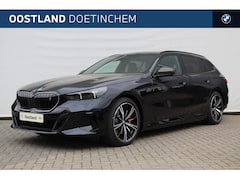 BMW i5 Touring - eDrive40 M Sport / Panoramadak / Trekhaak / Bowers & Wilkins / M Multifunctionele Stoelen