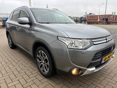 Mitsubishi Outlander - 2.0 PHEV EXEED XLINE