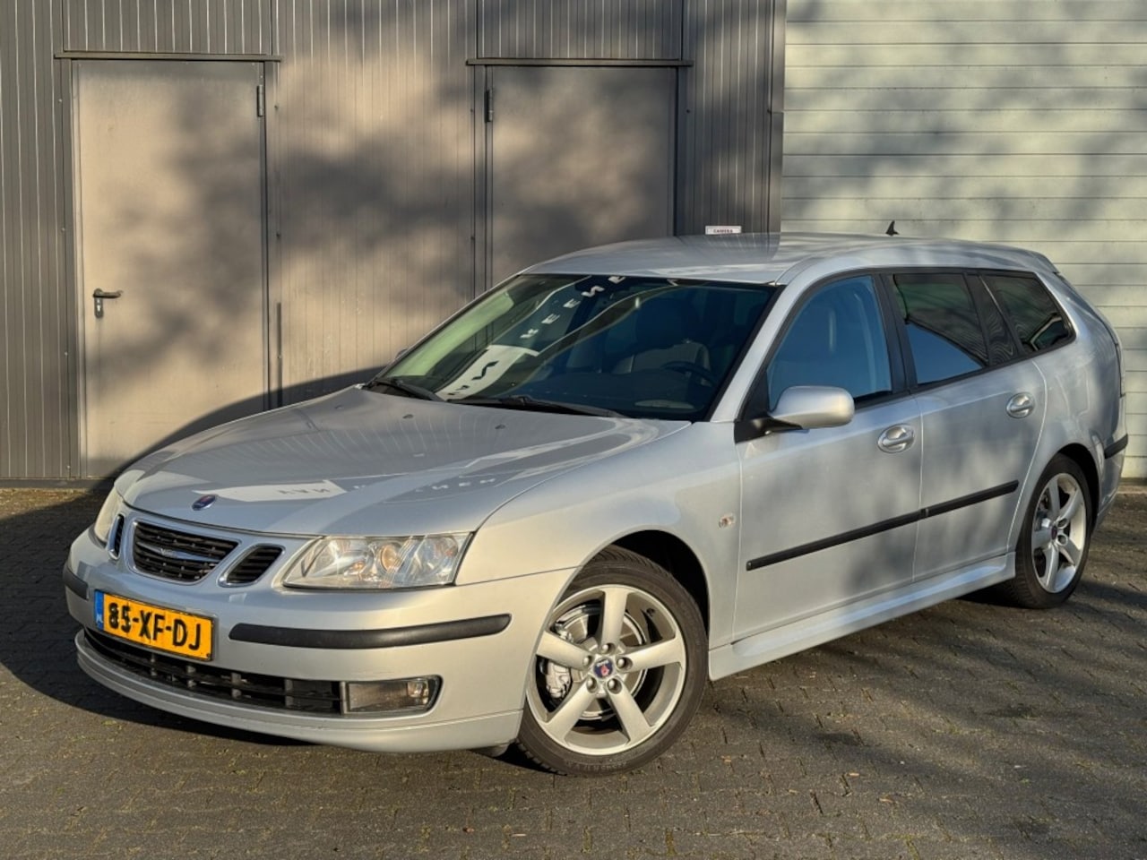 Saab 9-3 - Estate 1.8t Business Sport NL auto 17 inch nwe beurt/APK - AutoWereld.nl