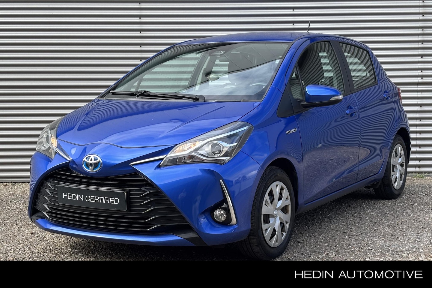 Toyota Yaris - 1.5 Hybrid Dynamic Navigatie / Climate Control / Cruise Control / Parkeercamera / Lederen - AutoWereld.nl