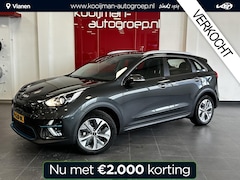 Kia e-Niro - DynamicLine 64 kWh Stoel/Stuurverwarming , Parkeersensoren achter , Keyless entry- & start