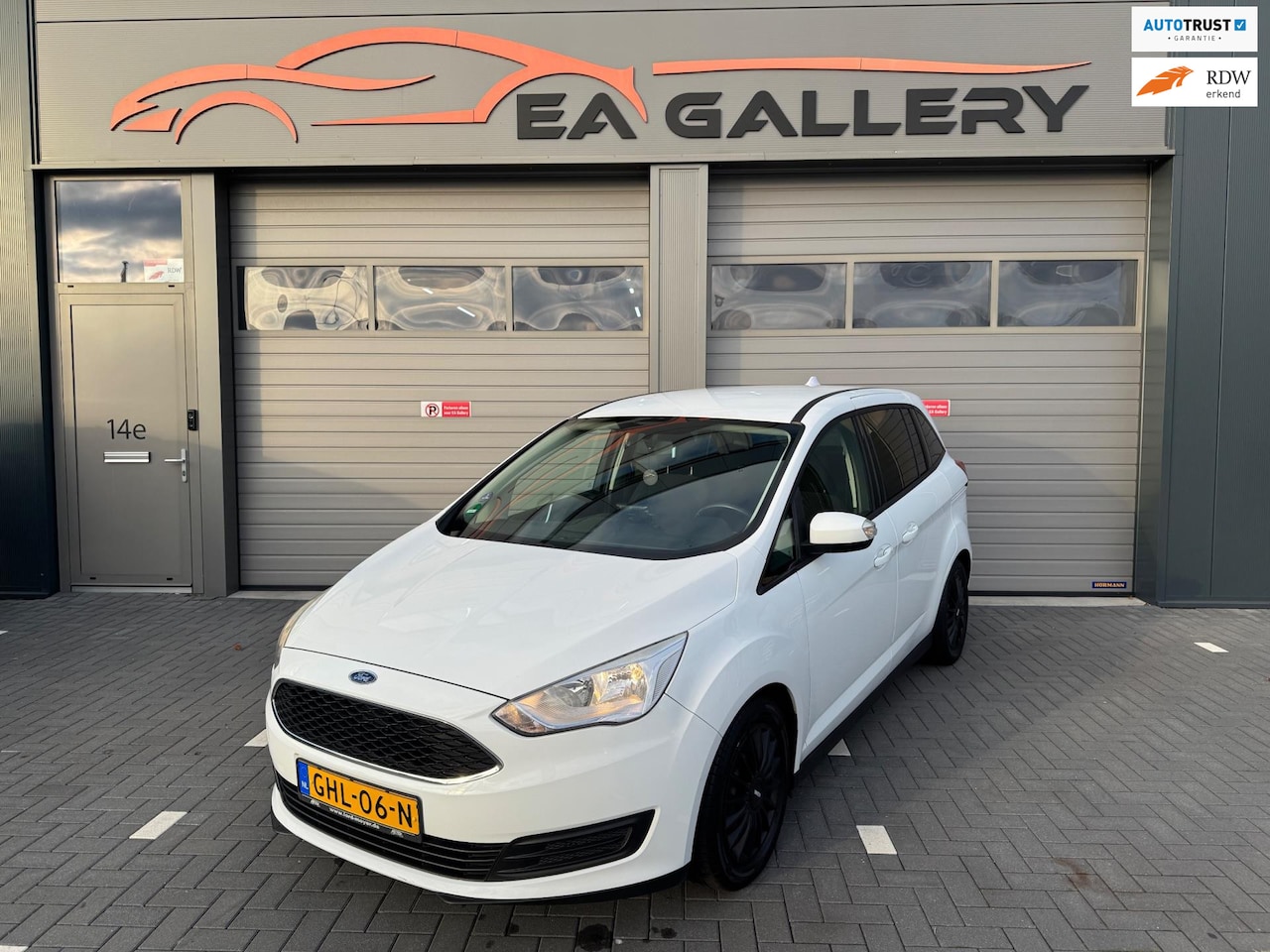 Ford Grand C-Max - 1.0 Ambiente | CarPlay | Camera | Airco | - AutoWereld.nl