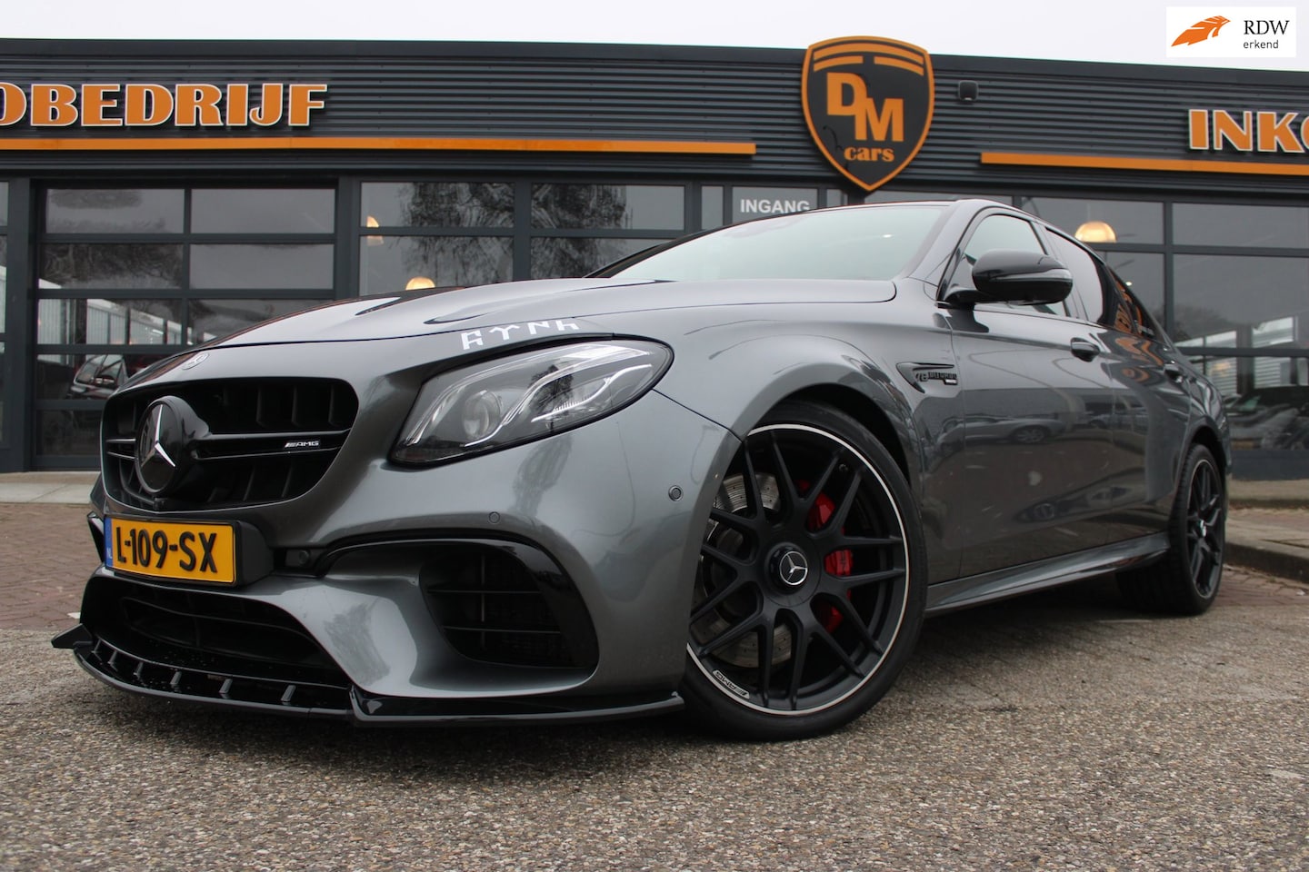 Mercedes-Benz E-klasse - AMG 63 S 4MATIC | Downpipes | 750 PK | BomVoll | - AutoWereld.nl