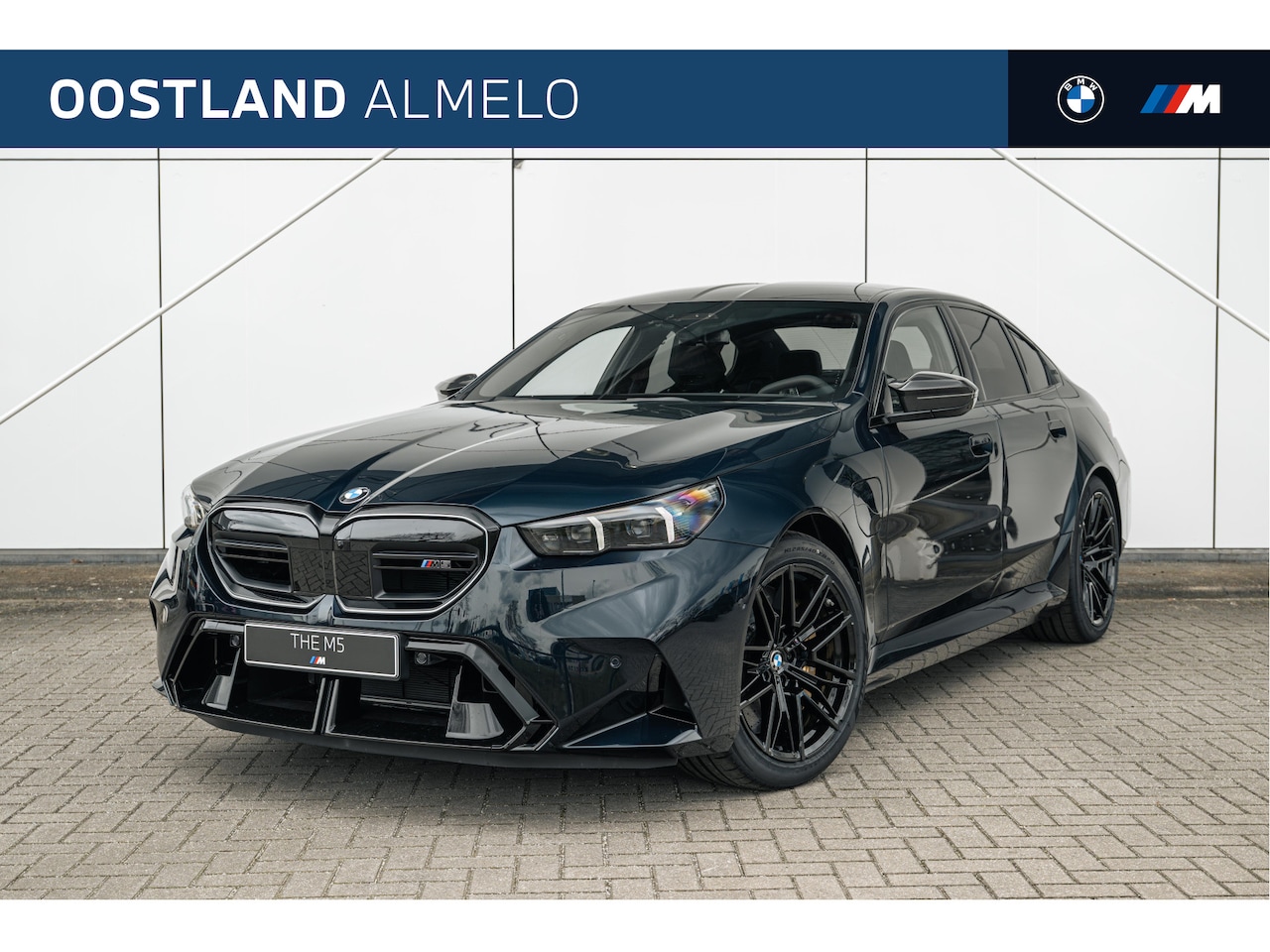 BMW M5 - 5 Serie Automaat / Trekhaak / Carbon-keramische remmen / Carbon Pack / Comfort Access / Bo - AutoWereld.nl