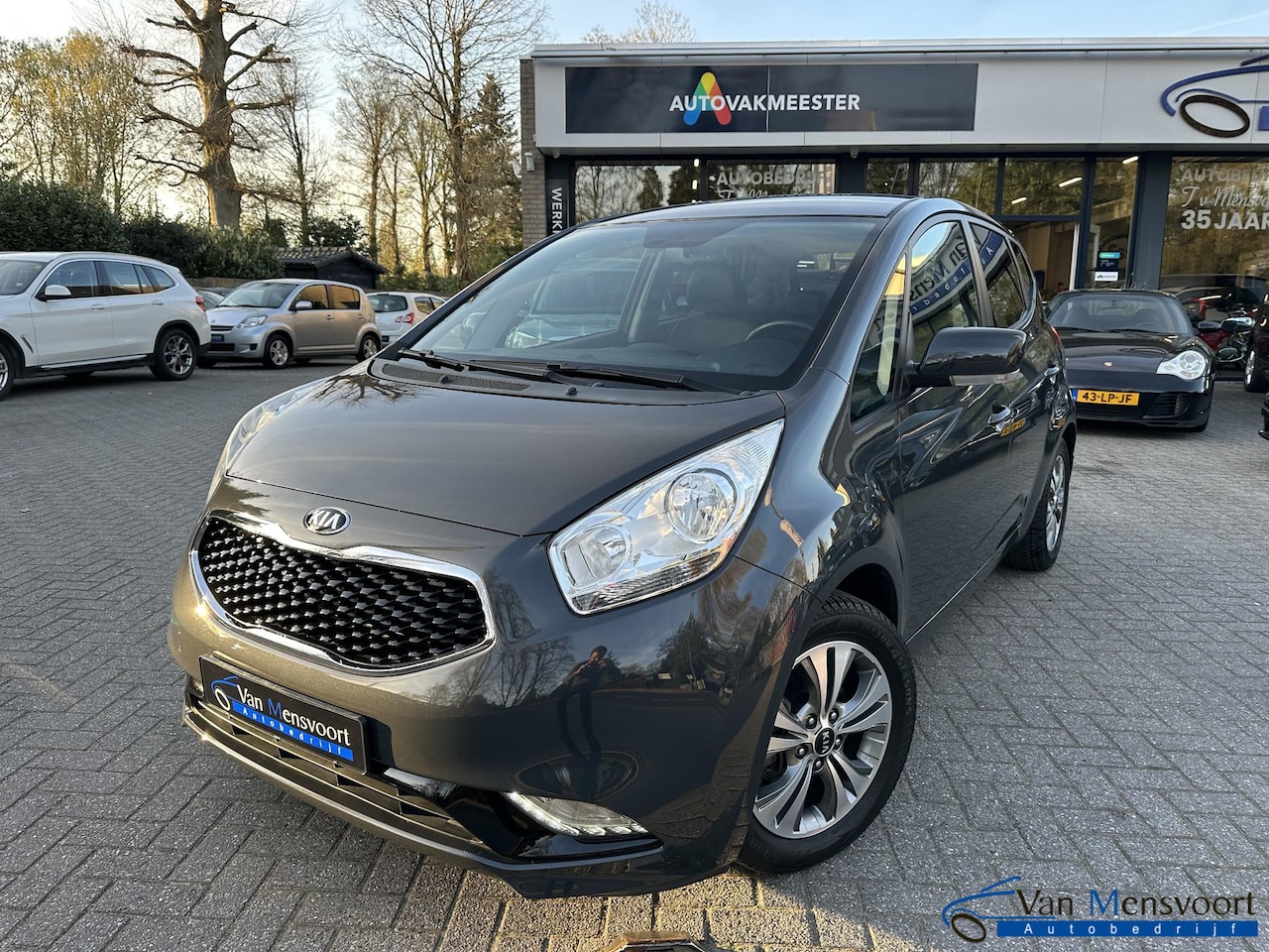 Kia Venga - 1.6 CVVT Automaat DynamicPLusLine 1eEig|Navi|Camera|Trekhaak|Cruise - AutoWereld.nl