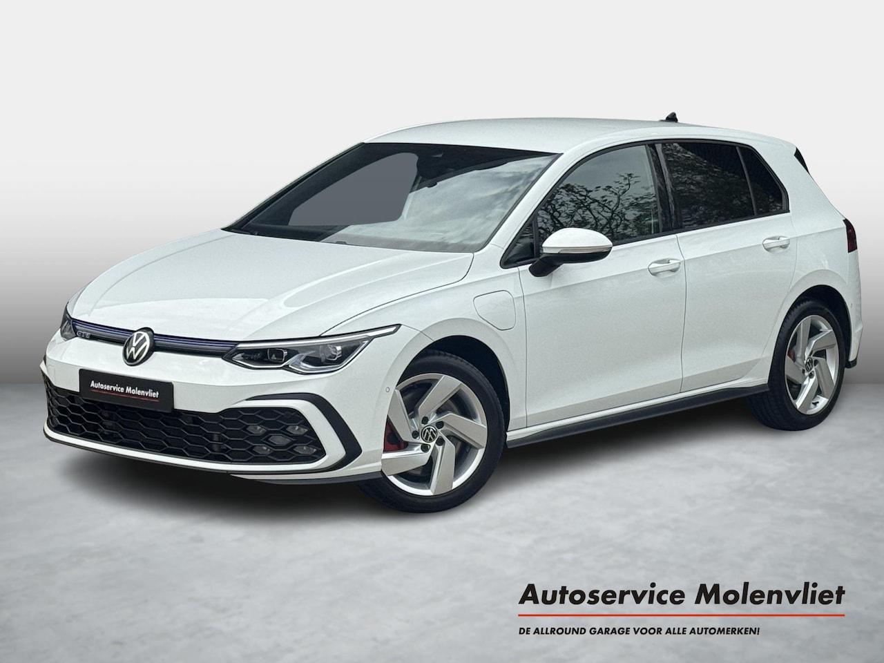 Volkswagen Golf - 1.4 eHybrid GTE I INCL. € 850,00 AFL.KOSTEN + BOVAG GARANTIE - AutoWereld.nl