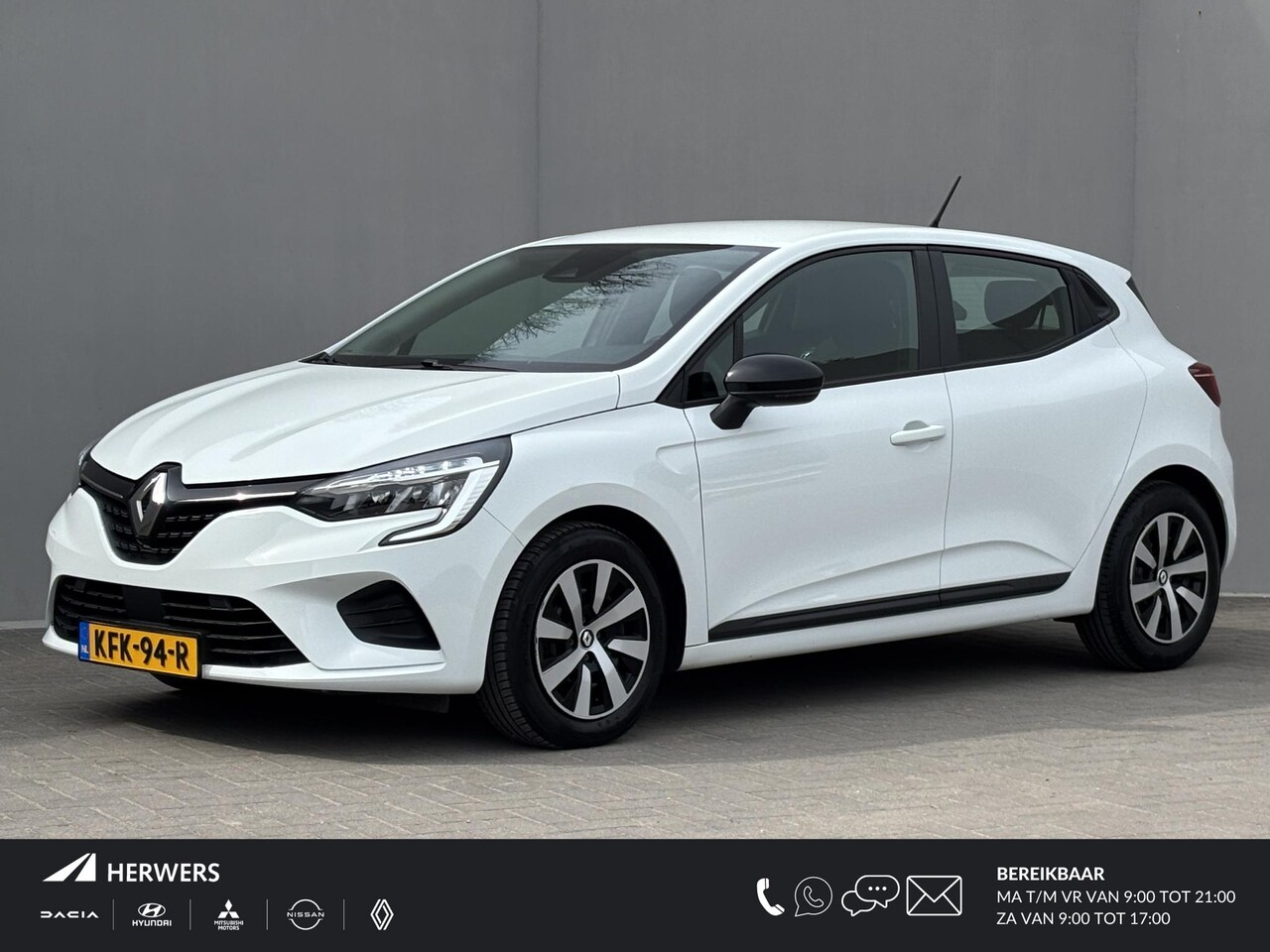 Renault Clio - 1.6 E-Tech Hybrid 140 Zen / Automaat / Apple Carplay/Android Auto / Parkeersensoren Achter - AutoWereld.nl