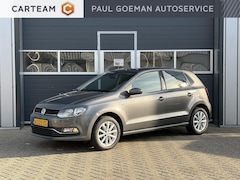 Volkswagen Polo - 1.0 Comfortline | Parkeer sensoren | Stoel verwarming | Lichtmetaal |