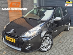 Renault Clio - 1.6 20th Anniversary Automaat/5-Deurs/Nieuwe Disitributieriem/Nieuwe APK