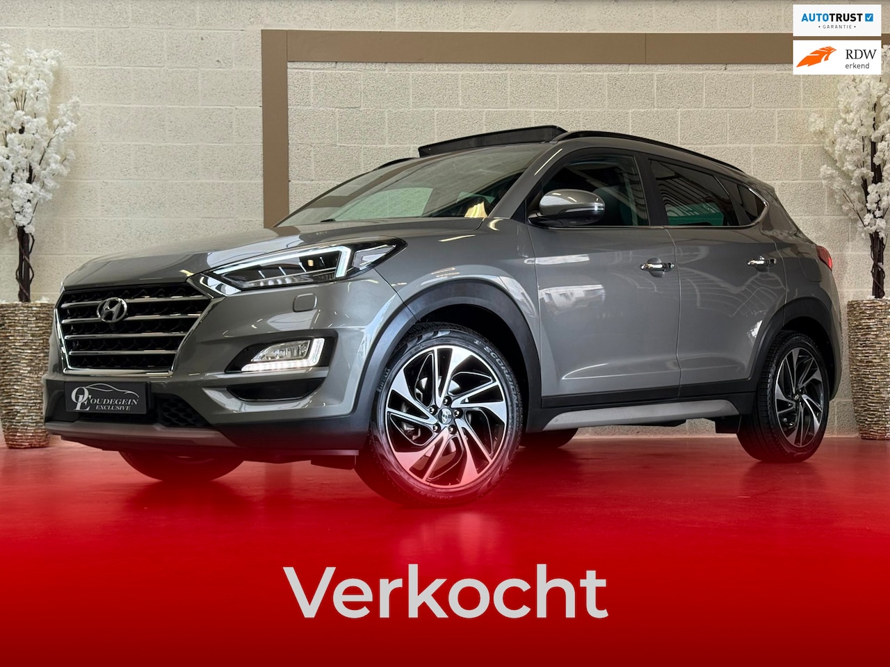 Hyundai Tucson - 1.6 T-GDI Premium Plus / TREKHAAK / CARPLAY / PANO / 360 CAMERA / DODEHOEK / STOELVERKOELI - AutoWereld.nl