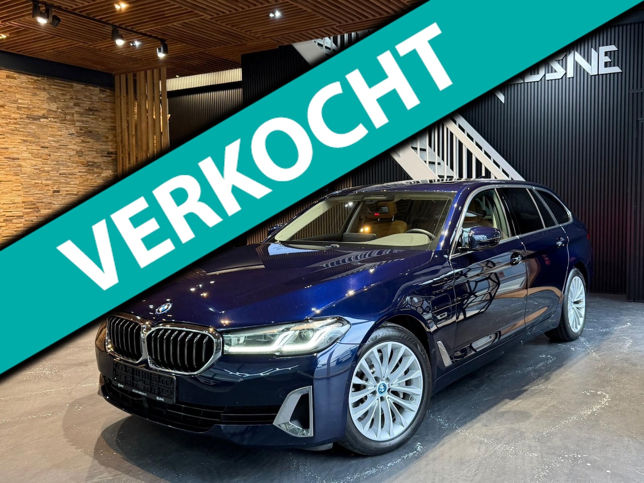 BMW 5-serie Touring - 530e Business Luxury Edition Plus - AutoWereld.nl