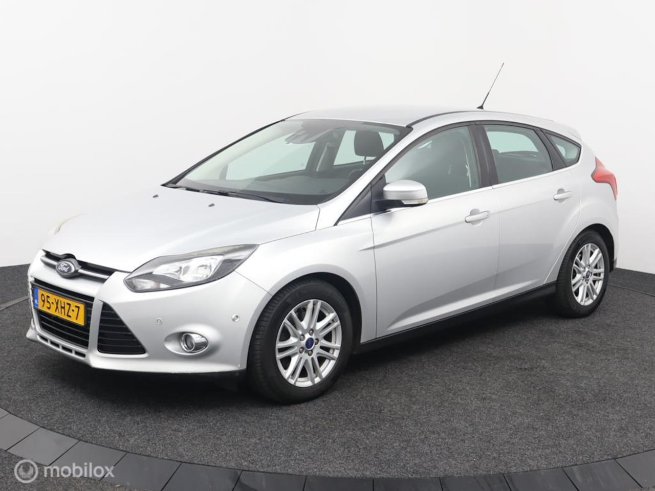 Ford Focus - 1.0 EcoBoost Titanium 1.0 EcoBoost Titanium - AutoWereld.nl