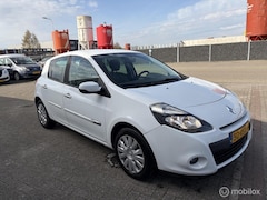 Renault Clio - 1.5 dCi Authentique
