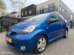 Toyota Aygo - 1.0-12V Dynamic Blue|Airco|Apk|Lm velgen|