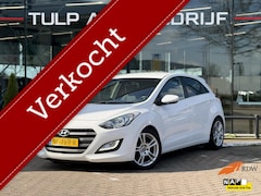 Hyundai i30 - 1.6 GDi GO Airco Clima Nav Camera NLauto NAP