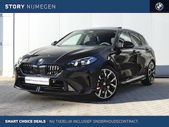 BMW 1-serie - 120 M Sport Automaat / Panoramadak / Sportstoelen / Achteruitrijcamera / M Adaptief onders