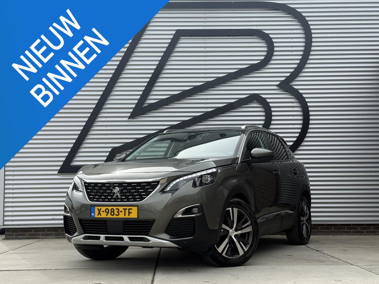 Peugeot 3008 - 1.2 PureTech Allure 2e Eigenaar|Navi|Carplay|Camera|Clima|Cruise|Trekhaak|Stoelverwarming| - AutoWereld.nl