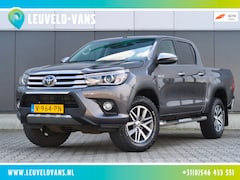 Toyota HiLux - 2.4 D-4D-F DOUBLE CAB AUTOMAAT LEER 3200KG TREKHAAK CLIMATE CRUISE