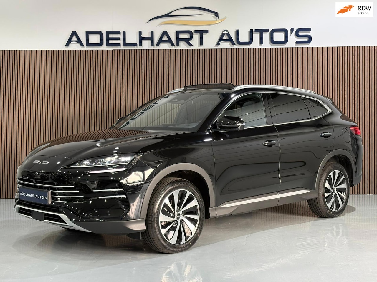 BYD Seal U - 1.5 DM-i FWD Boost / Navigatie full map / Panorama dak / Lederen interieur / etc.. - AutoWereld.nl