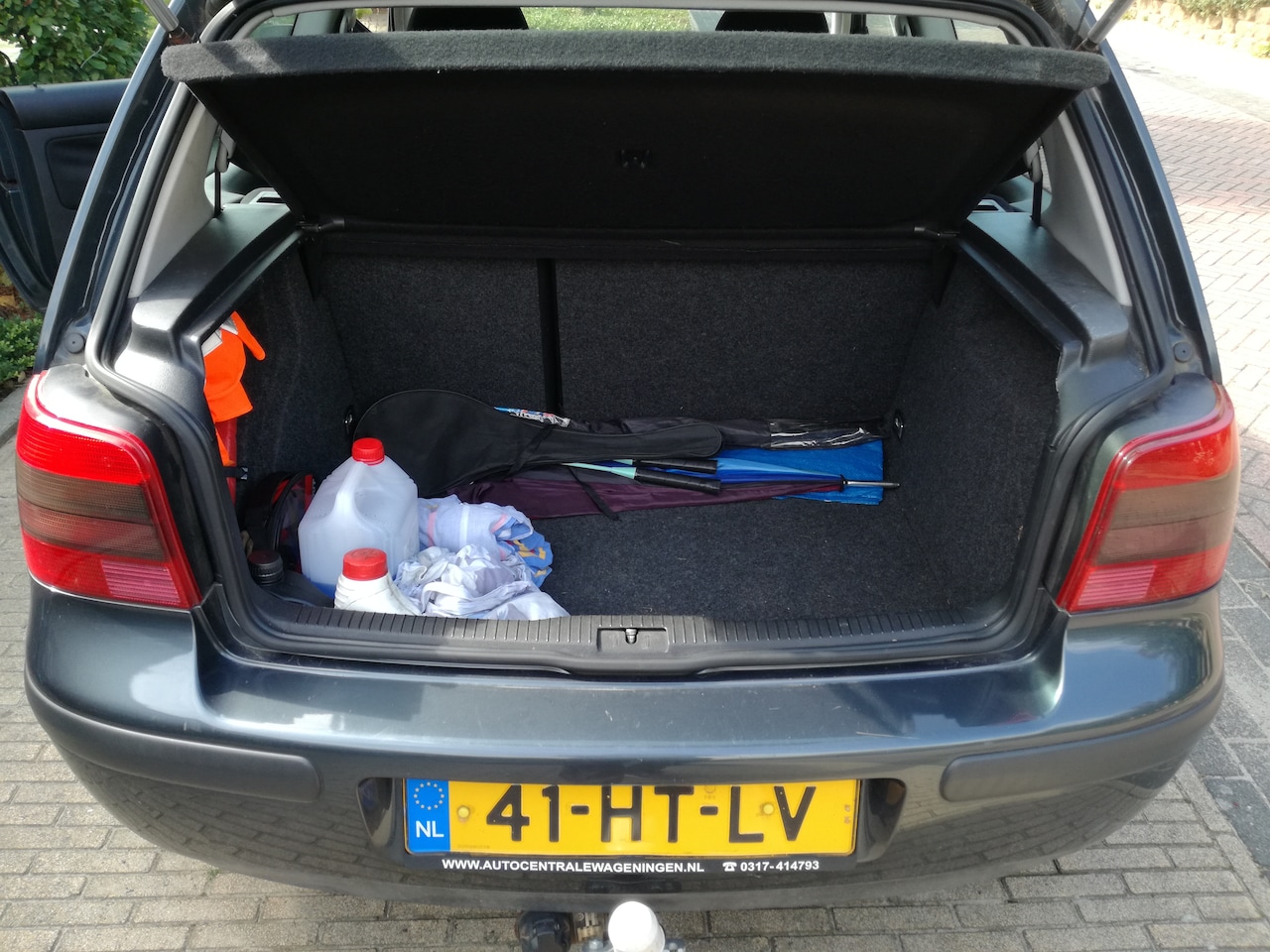 Volkswagen Golf - 1.6-16V Trendline - AutoWereld.nl