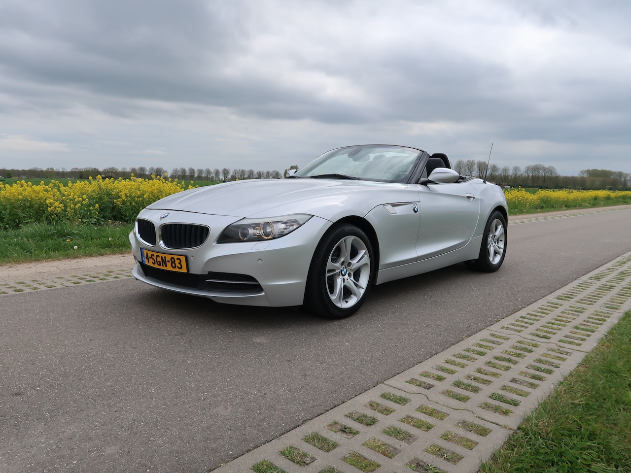 BMW Z4 Roadster - 2.3i Executive Leer, Navigatie, Stuurverwarming - AutoWereld.nl
