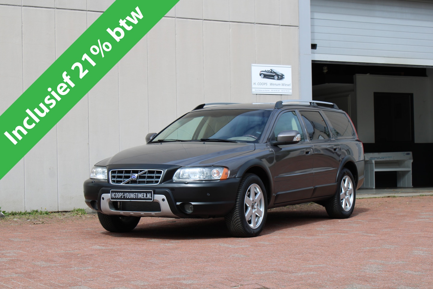 Volvo XC70 - 2.5 T AWD AUTOMAAT YOUNGTIMER incl. 21% BTW - AutoWereld.nl