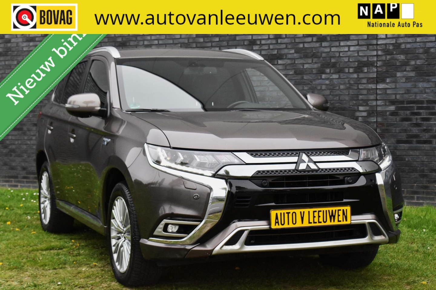 Mitsubishi Outlander - 2.4 PHEV Diamand Edition 360º CAMERA/LEDER VOL!/CARPLAY ANDROID/TREKHAAK/ACC/ETC,! - AutoWereld.nl