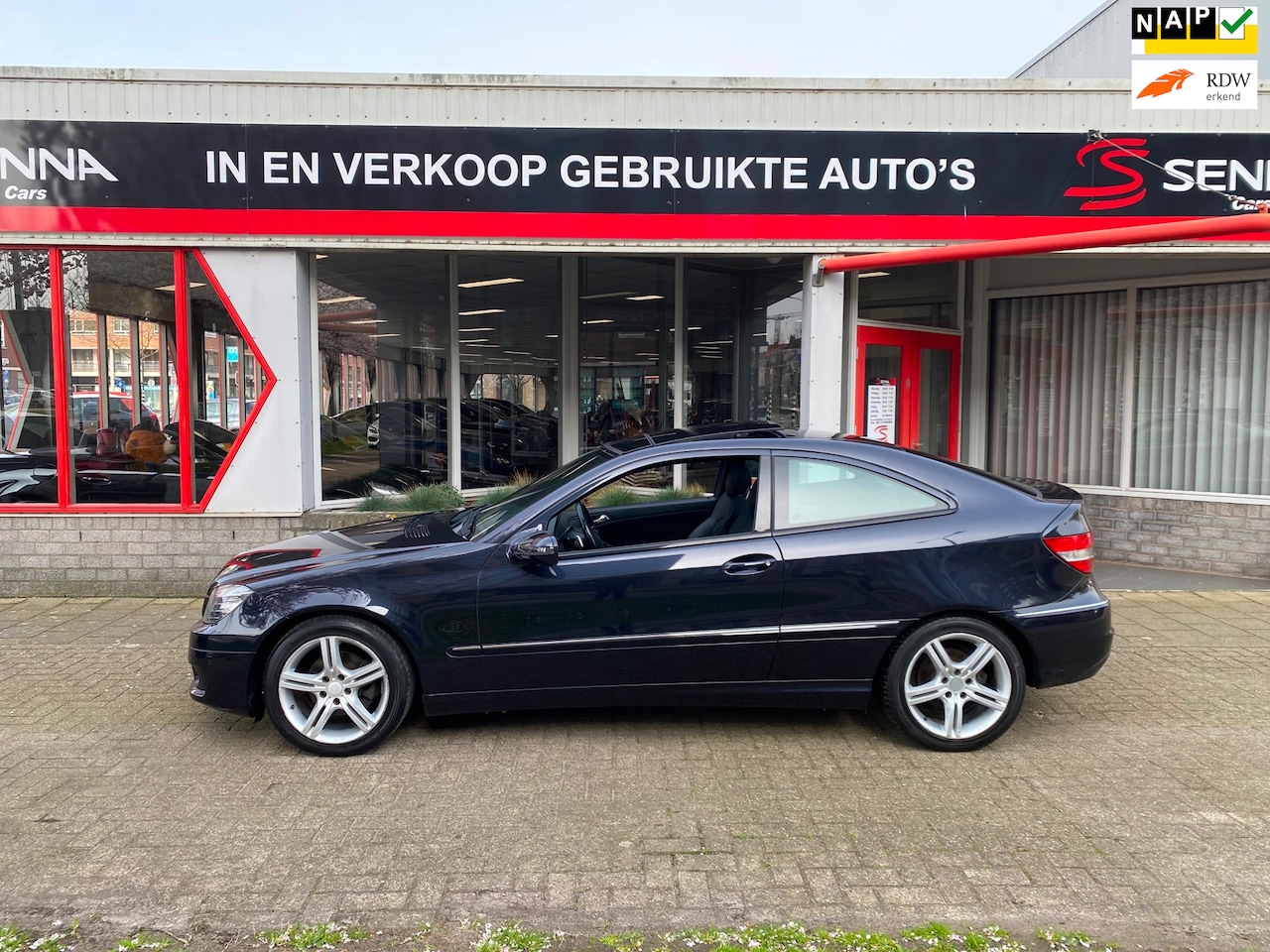 Mercedes-Benz CLC-klasse - 180 Kompr Automaat - Pano - Leer - AutoWereld.nl