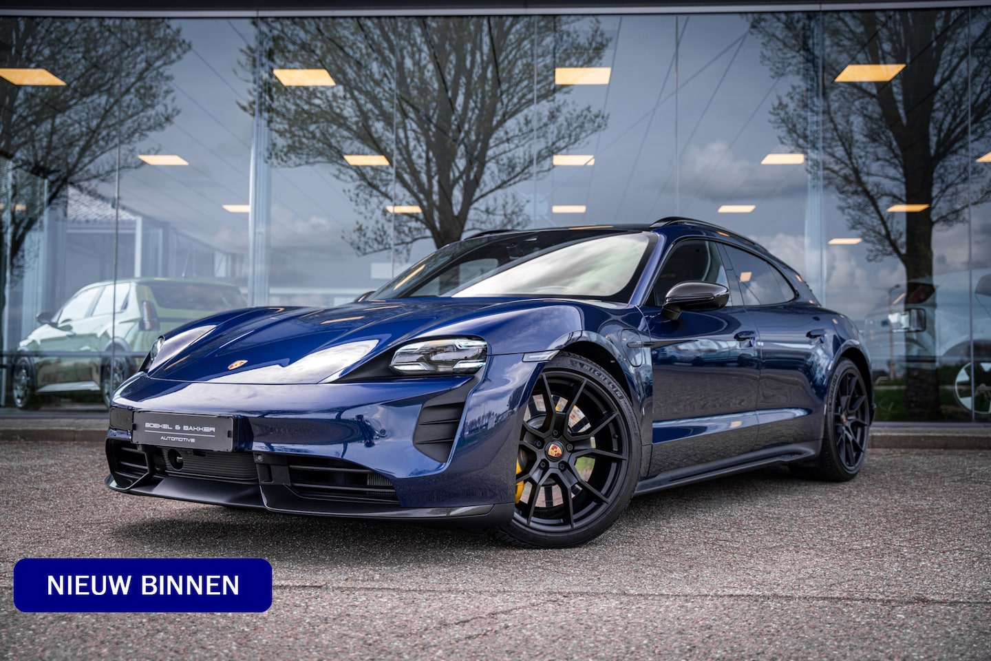 Porsche Taycan Sport Turismo - GTS 93 kWh ** Carbon ** PCCB ** NP 198K ** NL auto!! Burmester ** Bijrijdersdisplay ** NAP - AutoWereld.nl