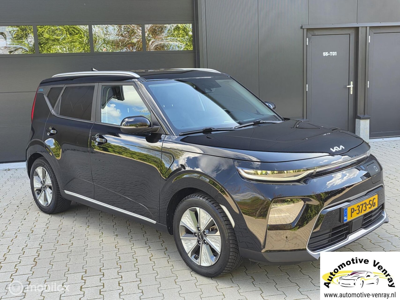 Kia e-Soul - 64kWh DynamicPlusLine | 204PK | 452km - AutoWereld.nl