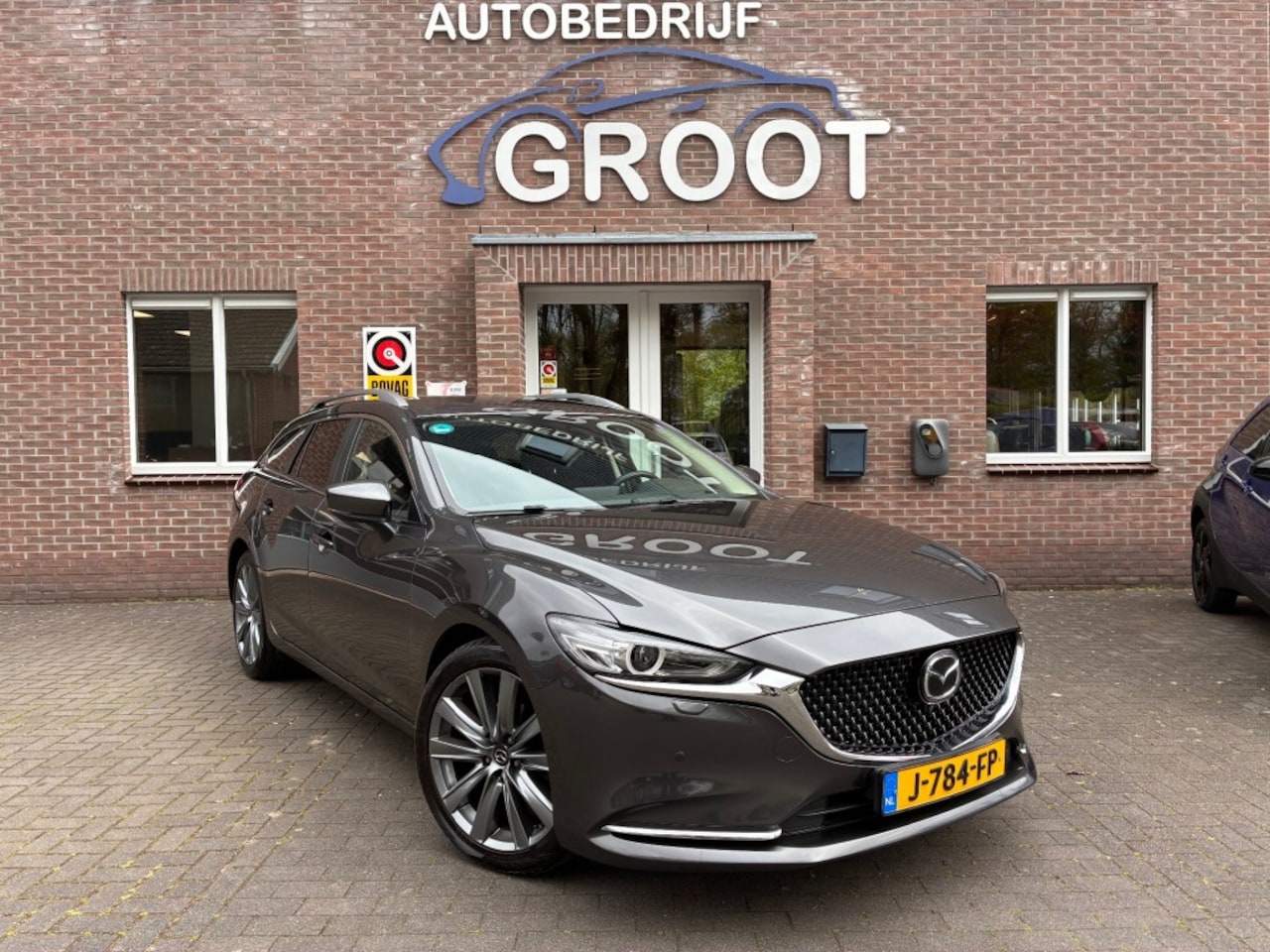 Mazda 6 - 2.0 SkyActiv-G 165PK Business Comfort 360* CAMERA/TREKHAAK/HEAD-UP - AutoWereld.nl