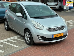 Kia Venga - 1.6 CRDi X-tra TREKHAAK , ZEER NETTE STAAT