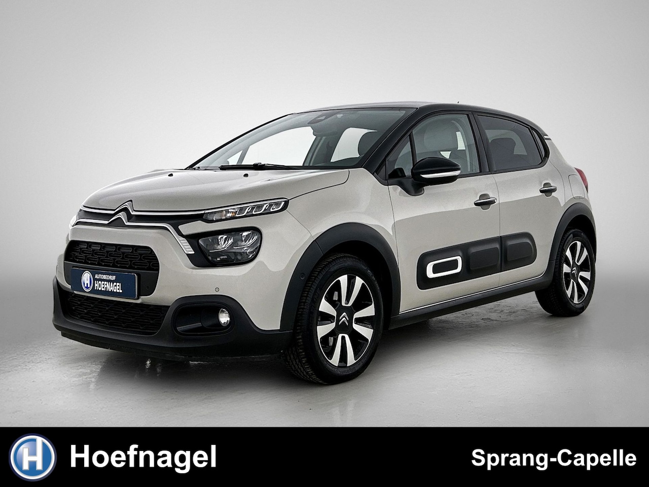 Citroën C3 - 1.2 PureTech Shine | CarPlay | Cruise Control |Camera | Stoelverw. | - AutoWereld.nl
