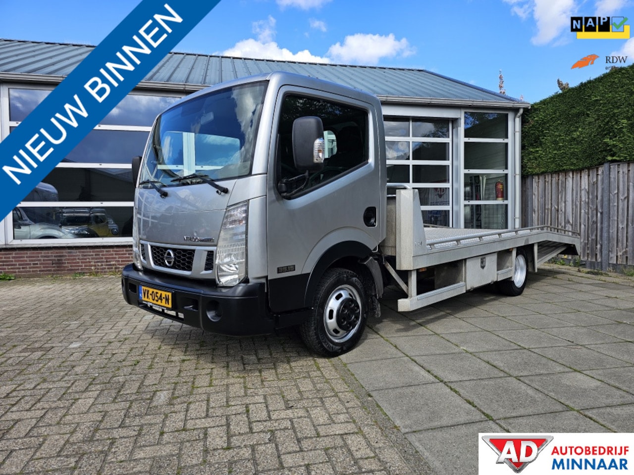 Nissan NT400 - 35.15 2.5 dCi 340 HD AUTOTRANSPORTER | B- rijbewijs | - AutoWereld.nl