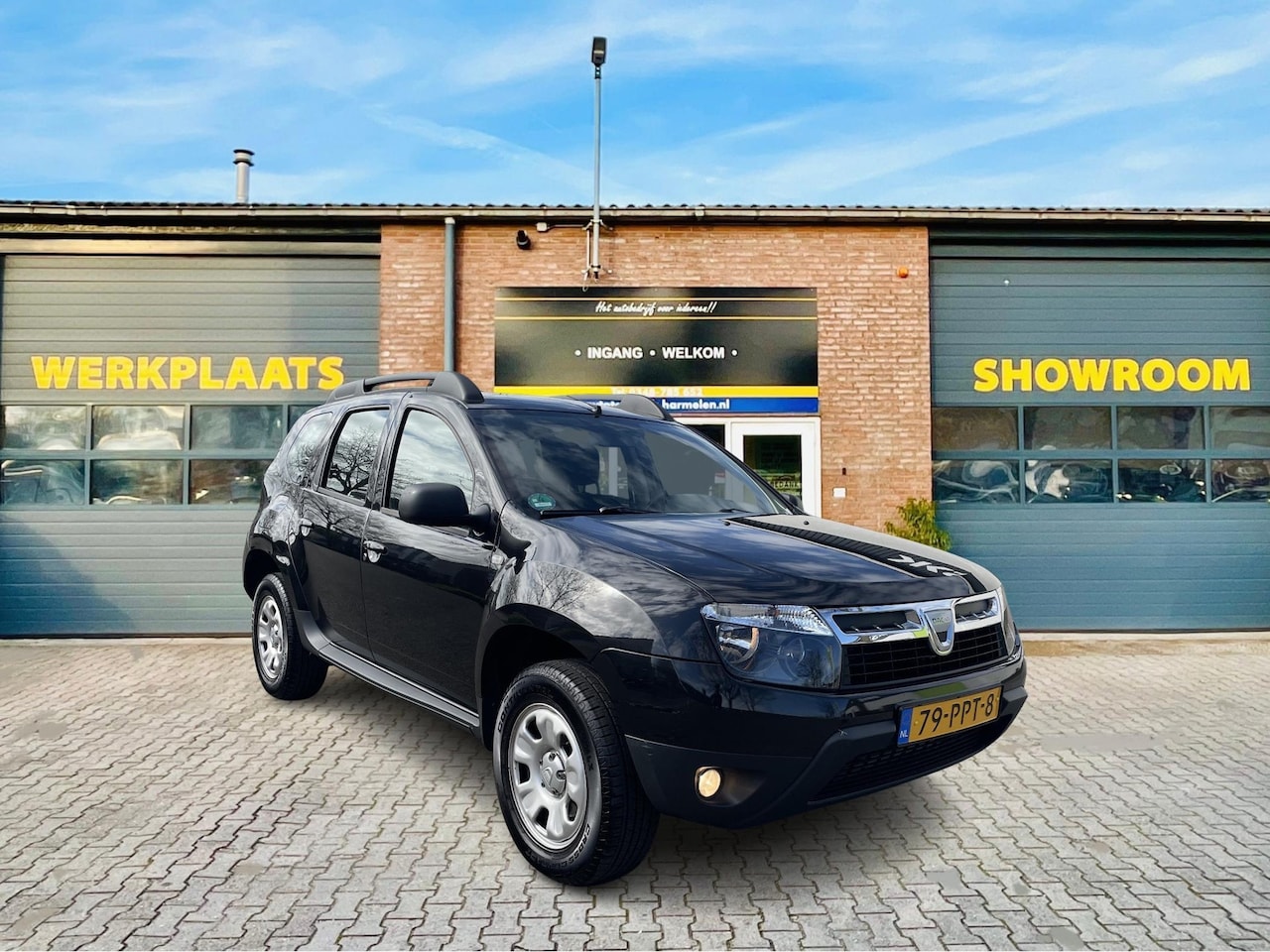 Dacia Duster - 1.5 dCi Lauréate *4X4*50DKM*1e eig !*distriem vv* - AutoWereld.nl