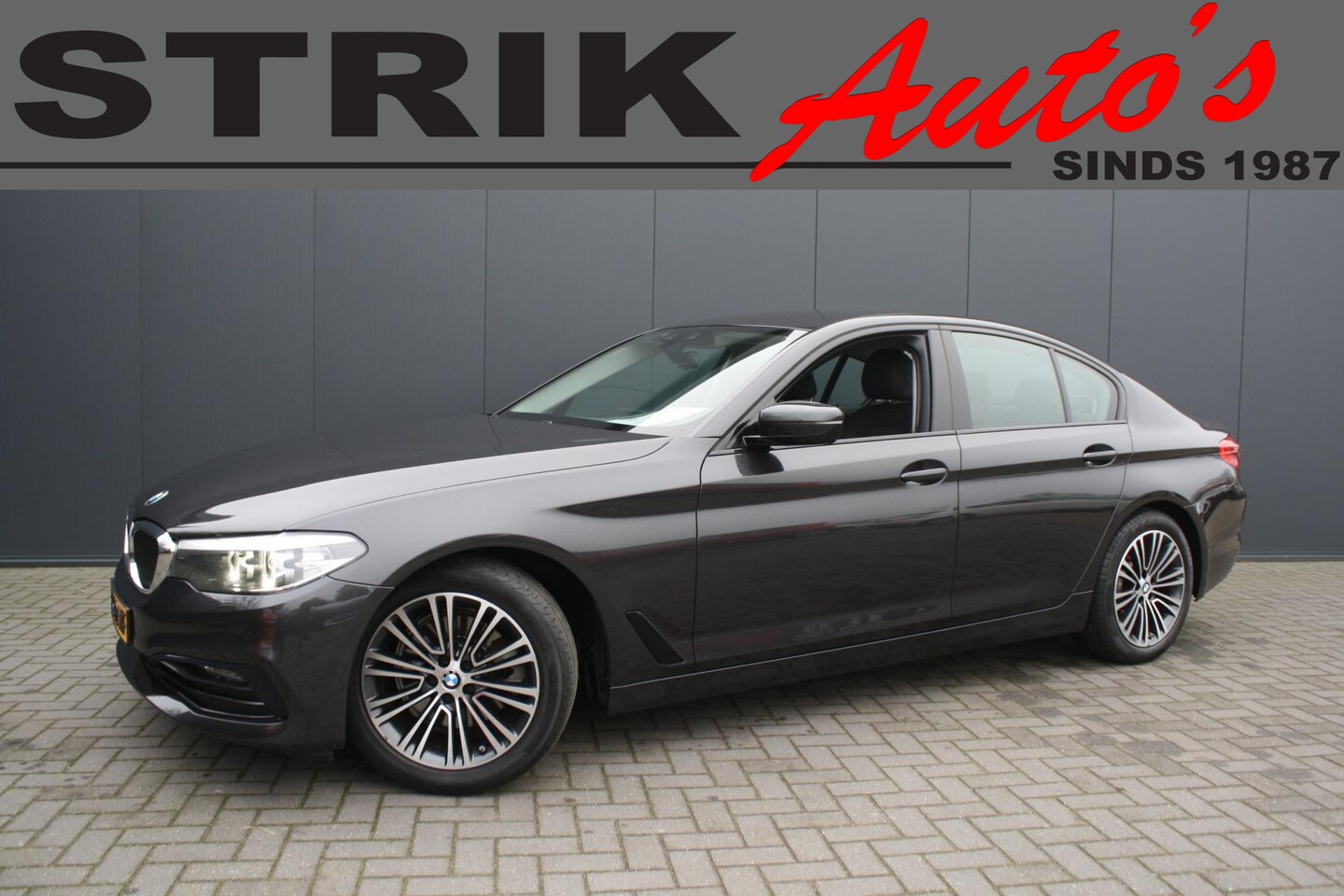 BMW 5-serie - 520i Executive Edition - NAVIGATIE - TREKHAAK - LED - 1e EIGENAAR - AutoWereld.nl