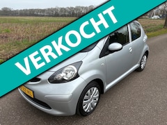 Toyota Aygo - 1.0-12V + APK/Elektr ramen/Originele km/N.A.P./Boekjes