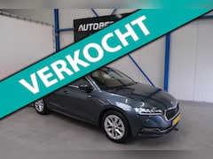 Skoda Octavia Combi - 1.0 e-TSI Business Edition Plus Automaat - N.A.P. Airco, Cruise, Navi, PDC, Camera, Trekha