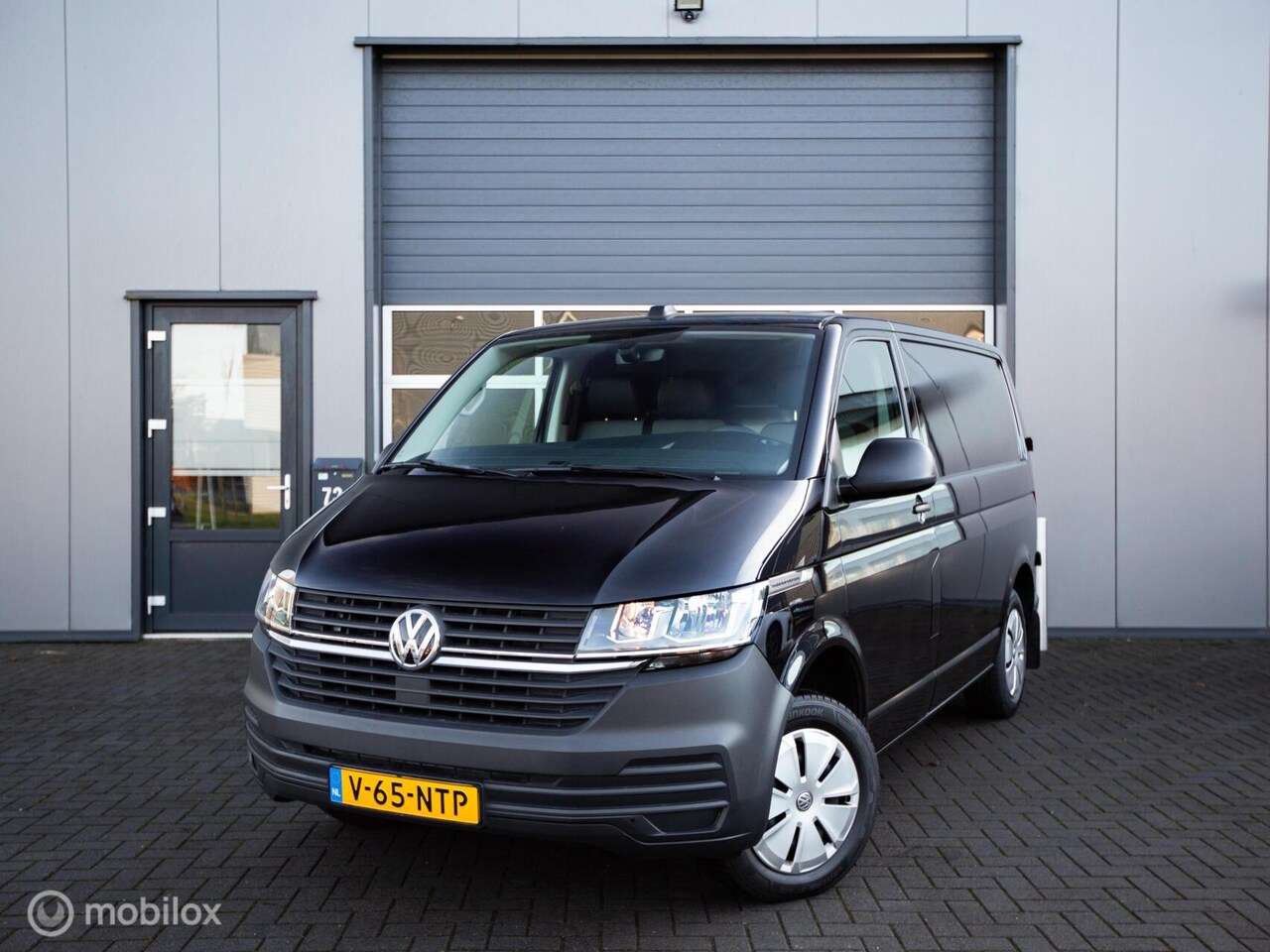 Volkswagen Transporter - 2.0 TDI L1H1 150PK! - AutoWereld.nl